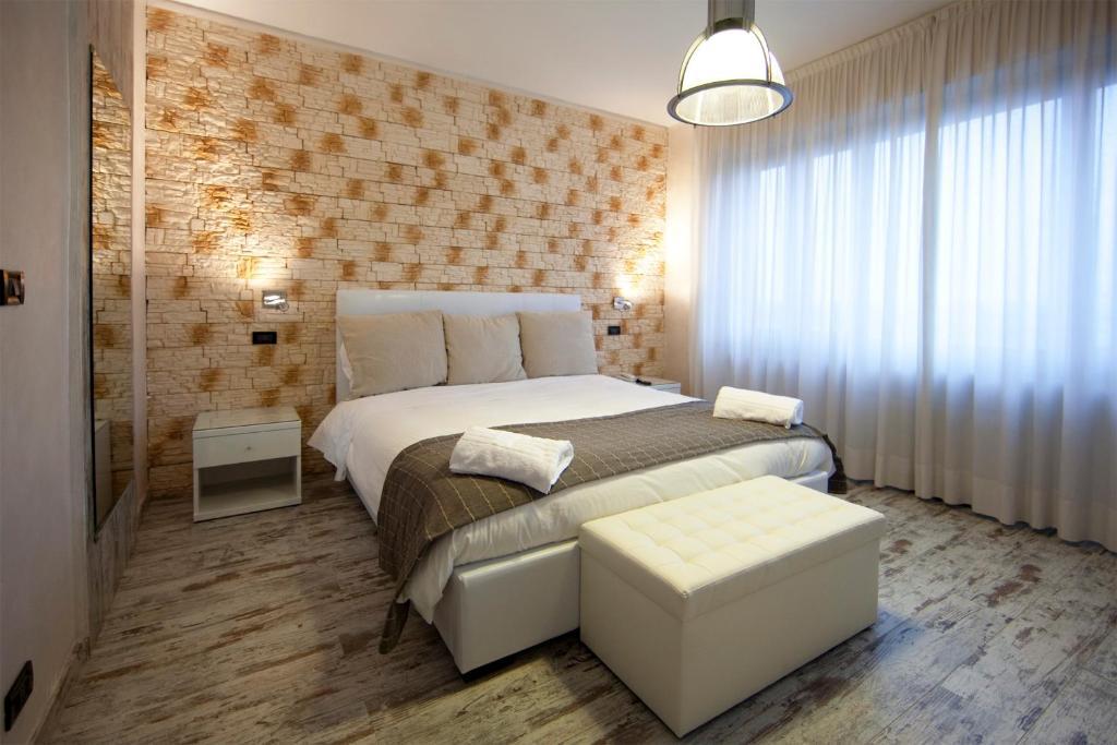 Piccolo Hotel Allamano Грульяско Экстерьер фото